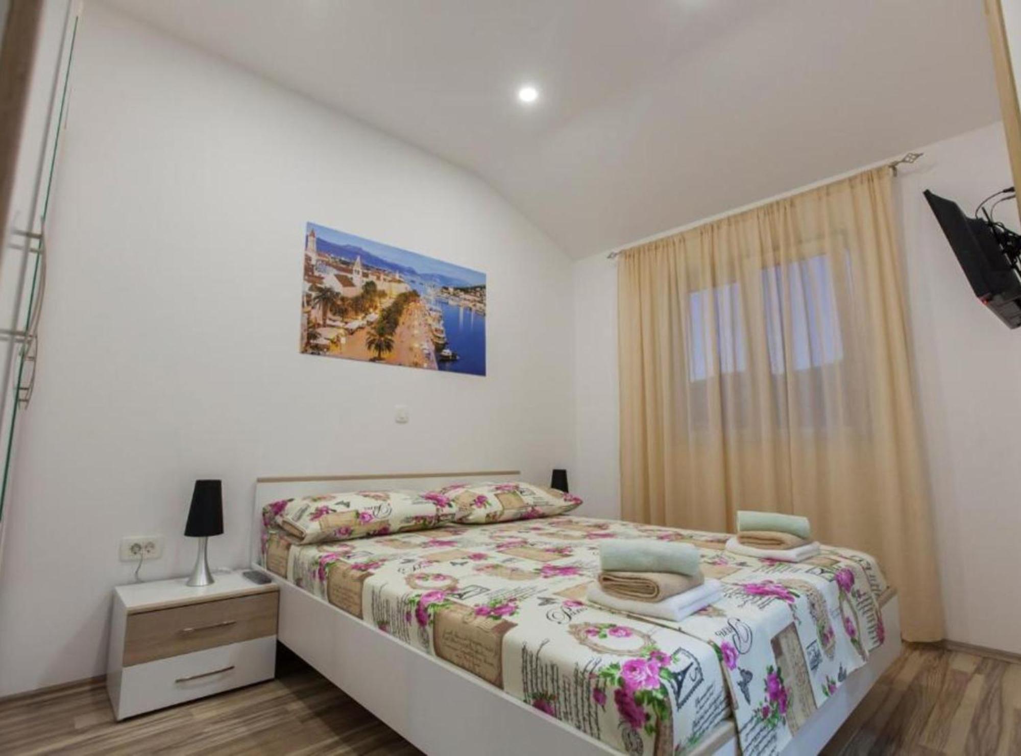 Apartment Dalmatia Kastela Dış mekan fotoğraf