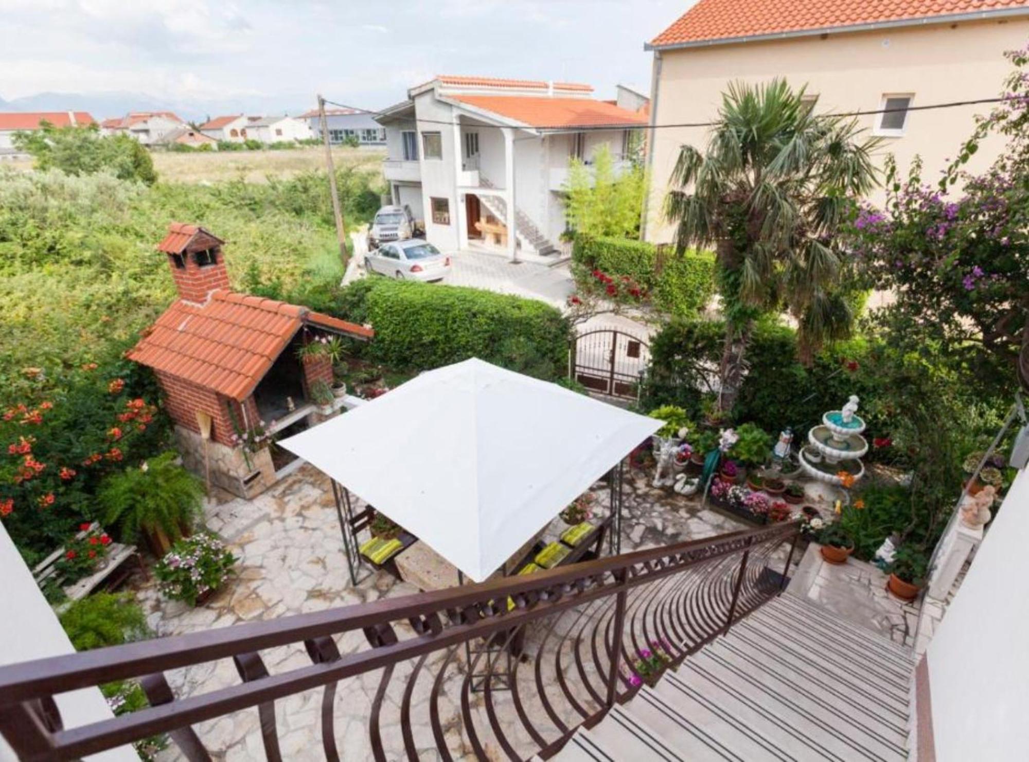Apartment Dalmatia Kastela Dış mekan fotoğraf