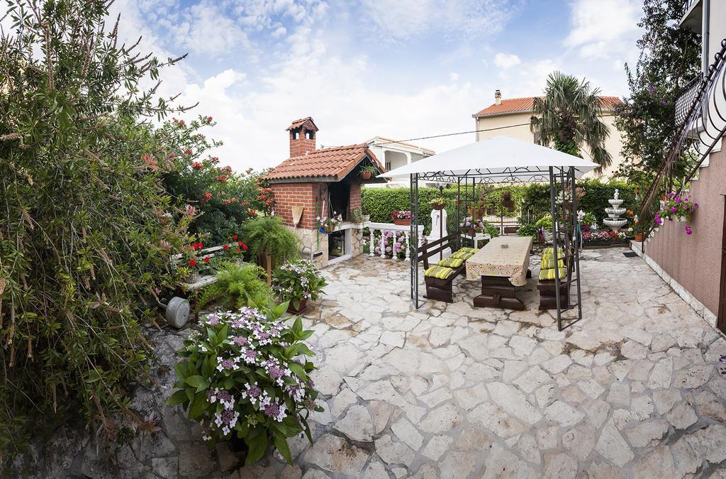 Apartment Dalmatia Kastela Dış mekan fotoğraf