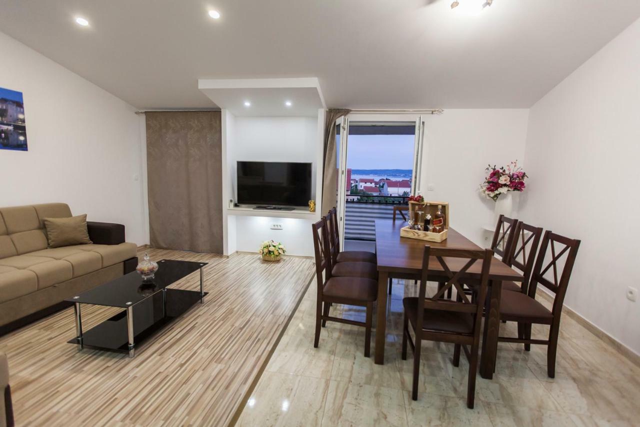 Apartment Dalmatia Kastela Dış mekan fotoğraf